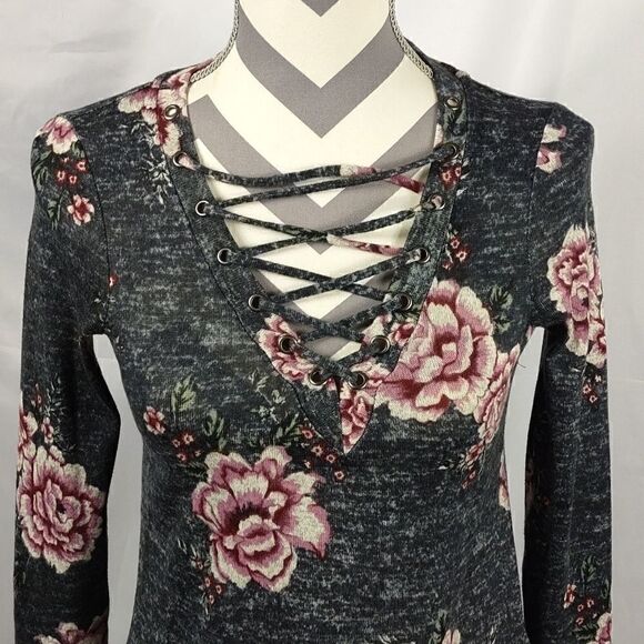 About A Girl Gray Floral Mini Dress - Picture 2 of 6